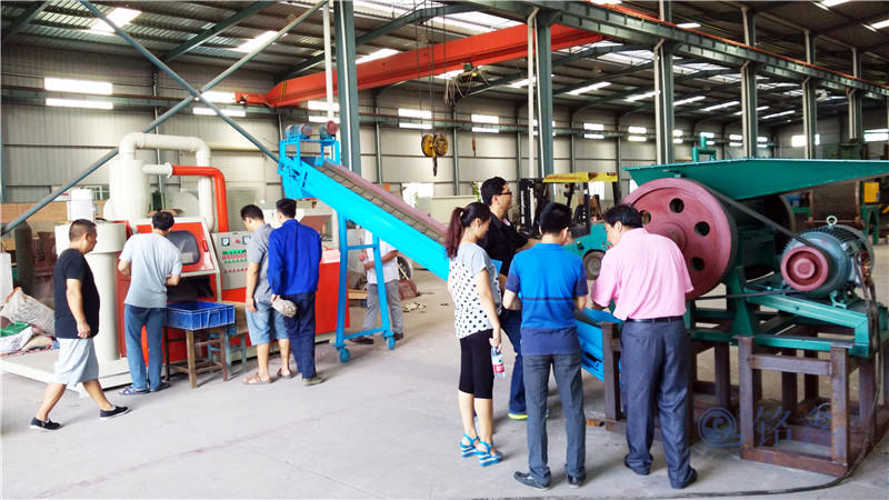 自動化一體銅米機,美國客戶現場驗貨現場。